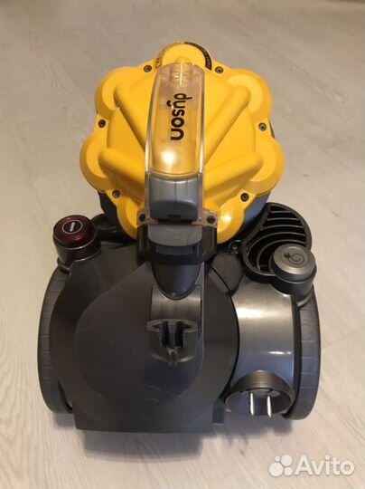 Пылесос dyson DC29 нерабочий