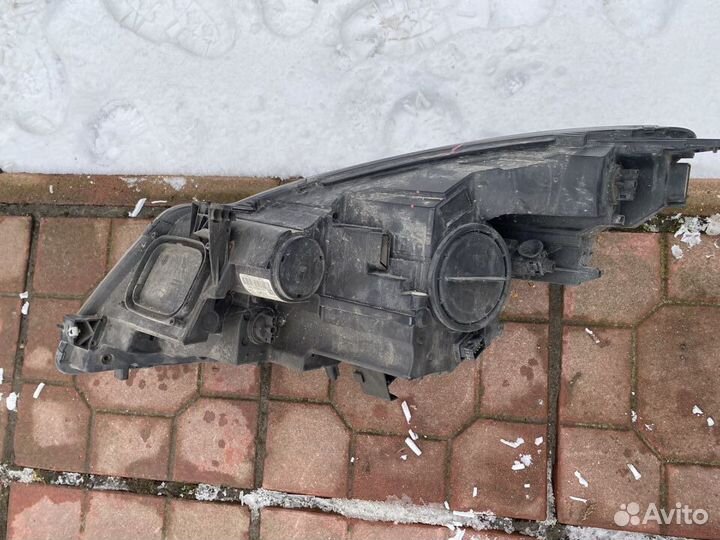 Фара передняя правая Opel Zafira Tourer