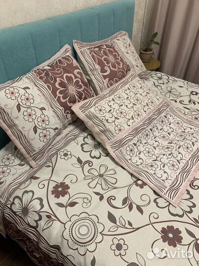 Покрывало с наволочками