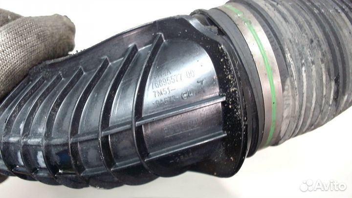 Патрубок воздушного фильтра Ford Kuga, 2009