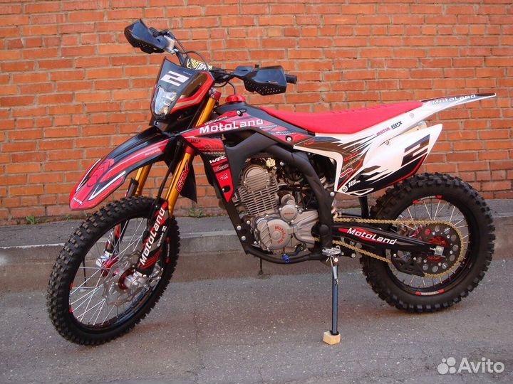 Мотоцикл эндуро Motoland WR250