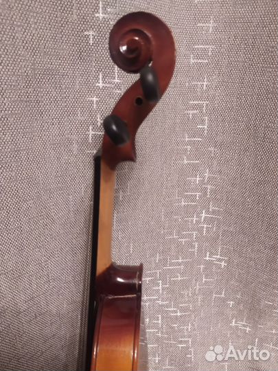 Скрипка 4/4 с чехлом и смычком