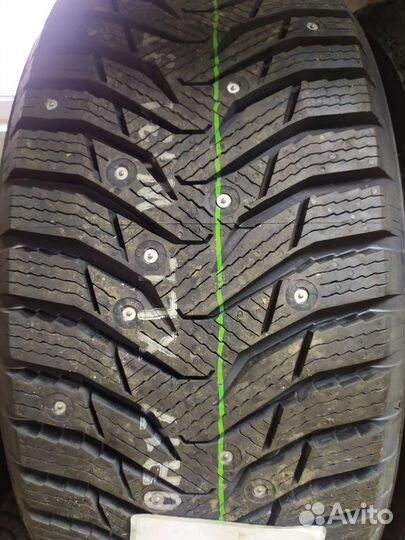 Marshal WinterCraft Ice WI31 215/55 R16