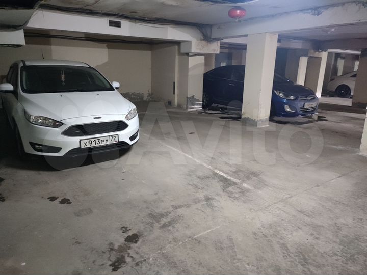 Машиноместо, 22 м²