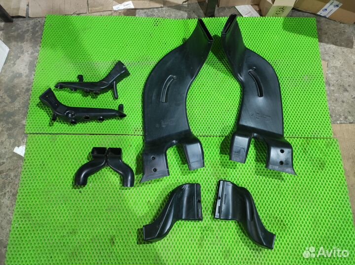 Воздуховод печки Volkswagen Passat (B6)