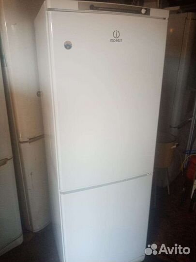 Холодильник индезит. Доставка