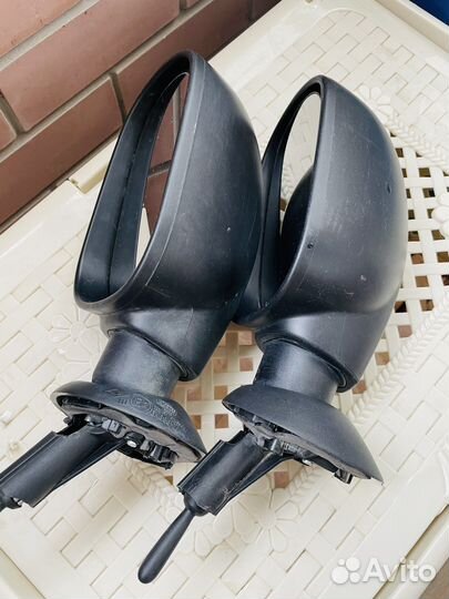 Зеркала на Renault Logan