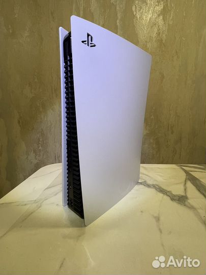 Продаю Sony PlayStation 5