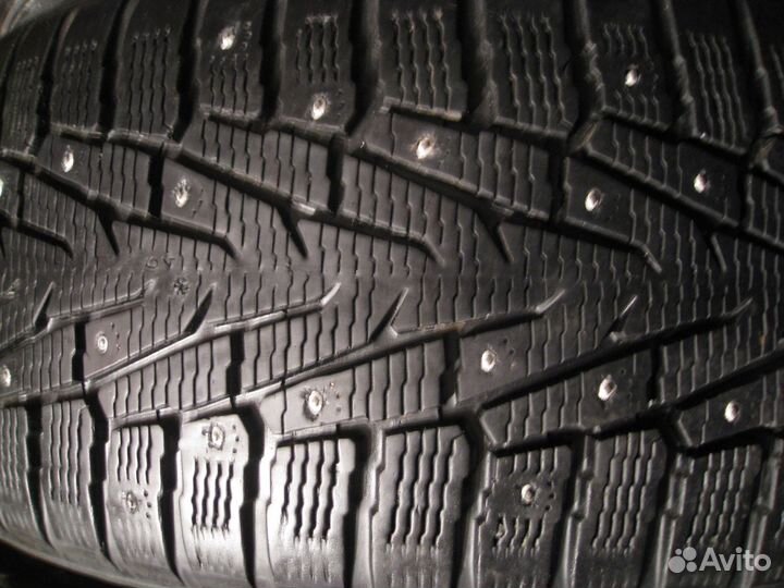 Nokian Tyres Hakkapeliitta 7 265/40 R21