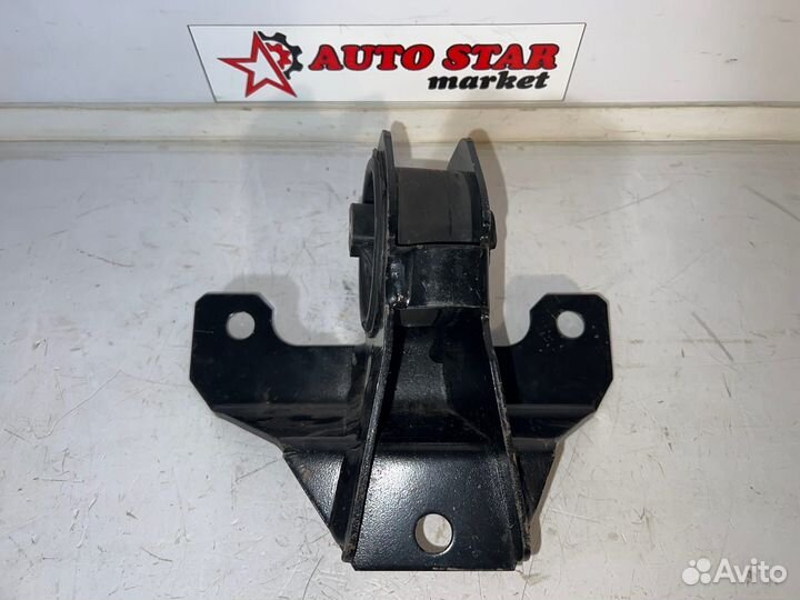 Опора двигателя правая новая Dodge Neon