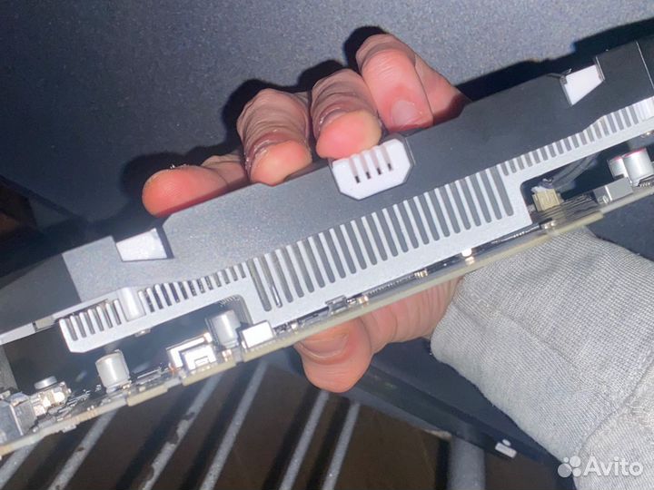 Видеокарта MSI gtx 1050