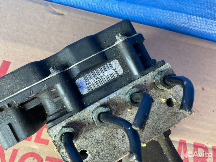 Блок abs Audi A6 C6 BNK 4.2L dohc FSI 40-valve V8