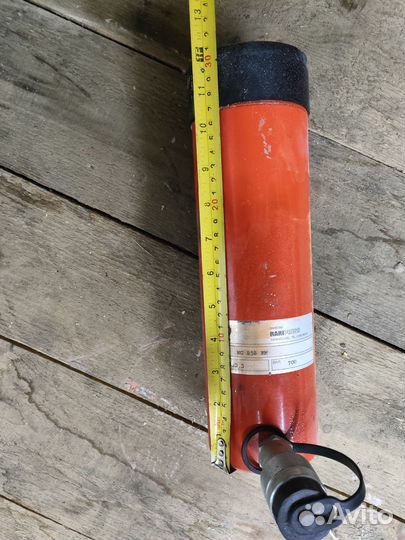 Домкрат гидравлический