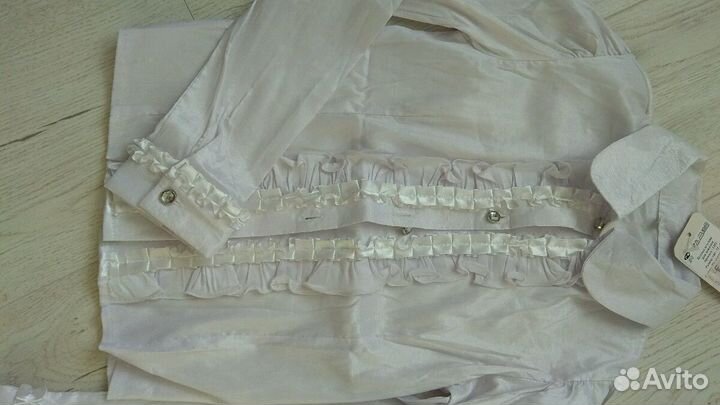 Блузы школьные новые