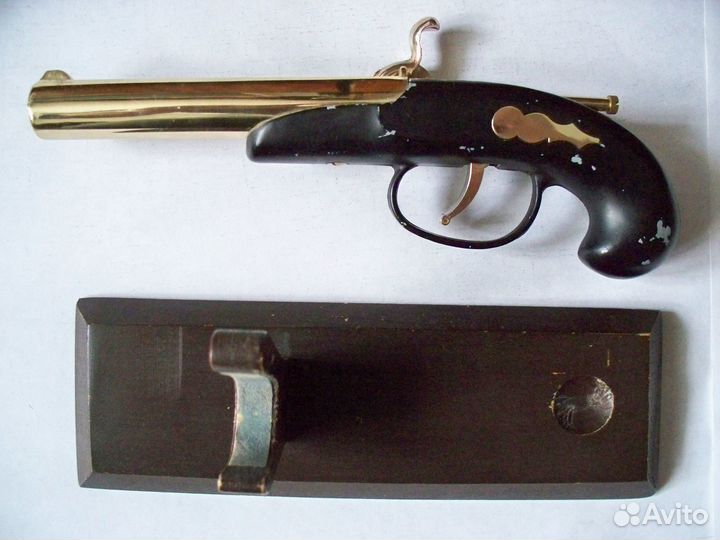 Зажигалка бензиновая