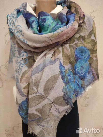 Павловопосадские палантины новые