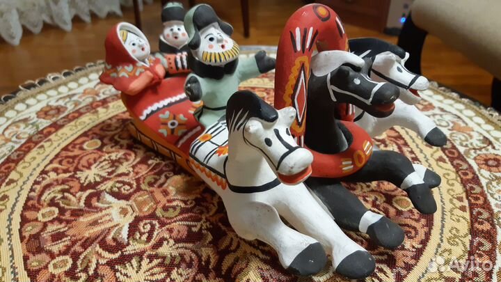 Каргопольская игрушка - тройка