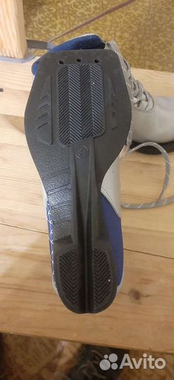 Лыжные ботинки quechua классические 31р