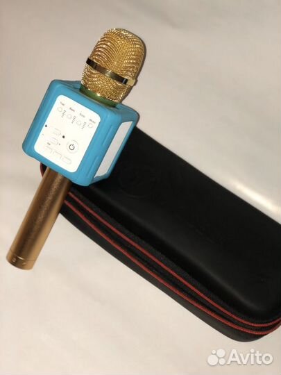 Студийный микрофон