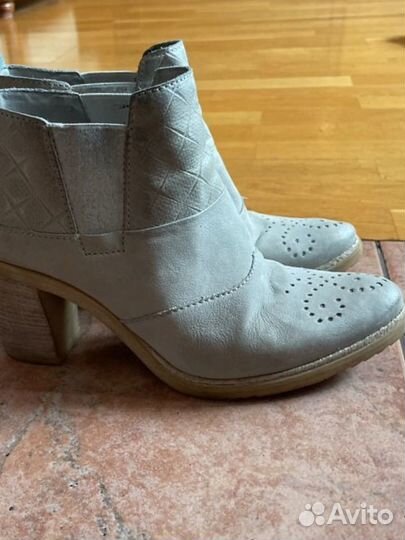 Ботильоны казаки mjus