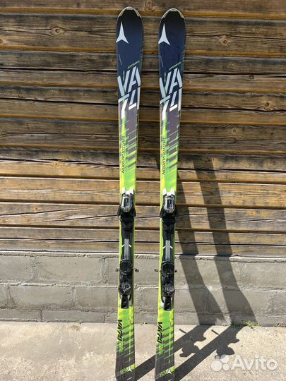 Горные лыжи atomic