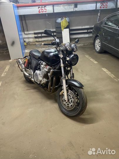Yamaha xjr1300