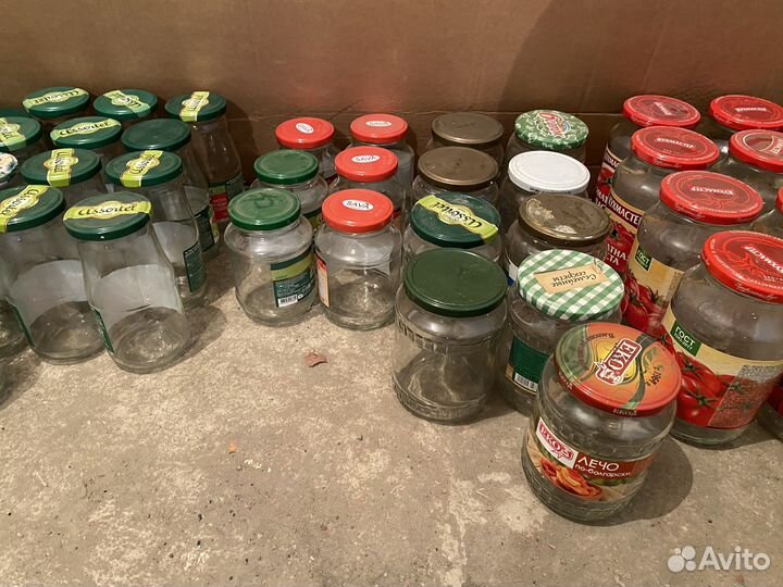 Банки с крышками чистые