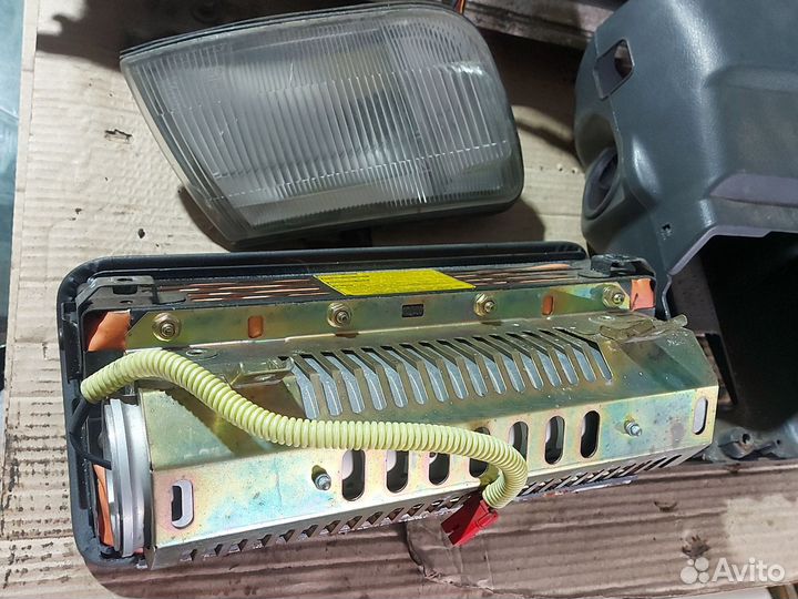 Подушка безопасности пассажира Спейс Вагон 2