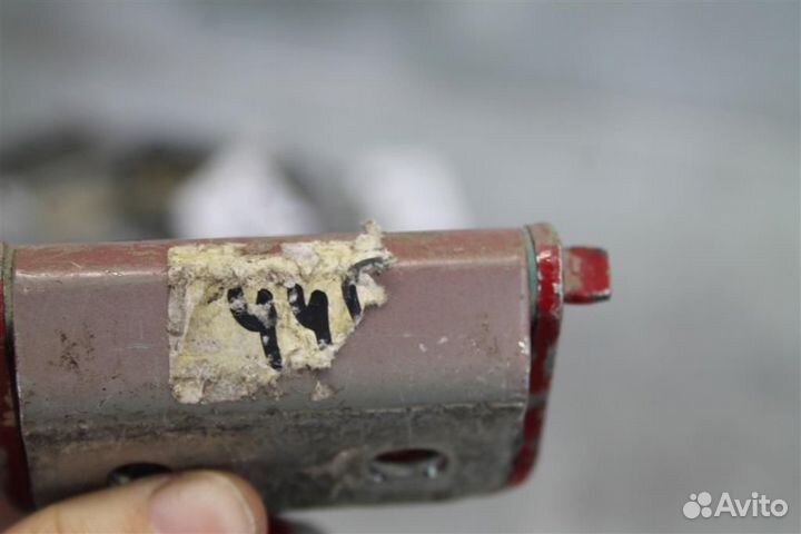 Петли багажника комплект Nissan Qashqai J10