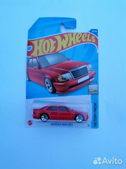 Hot Wheels Mercedes-Benz 500 E