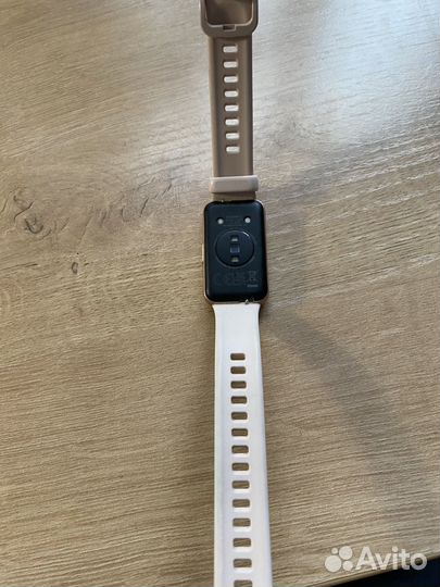 Часы Huawei Band 7