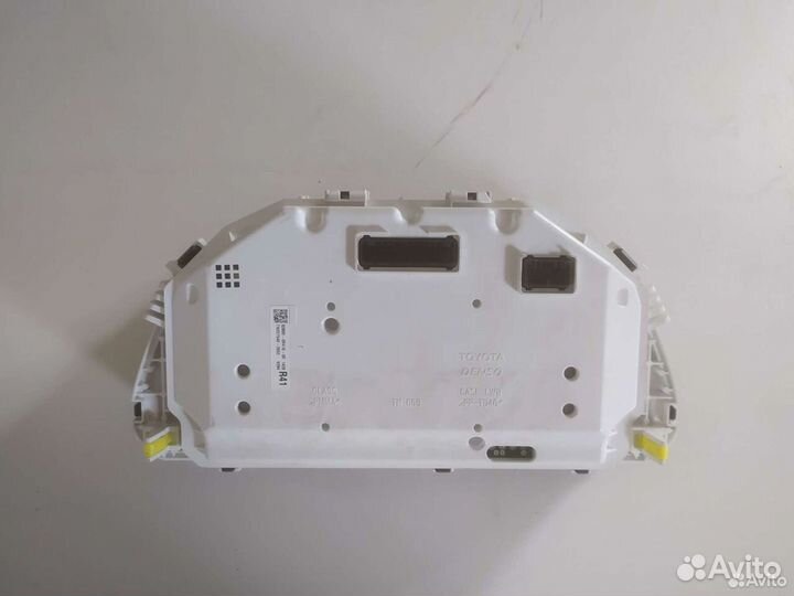 Toyota Rav 4 40 - Приборная панель