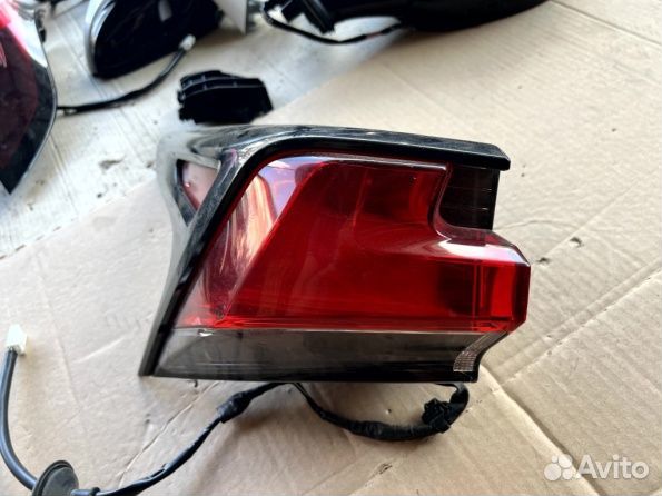 Фонарь в крыло Лексус нх 200 300 рестайлинг
