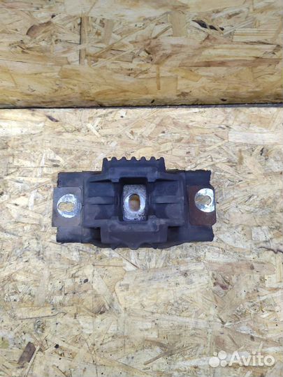 Левая опора кпп Ford Fusion Fiesta mk5