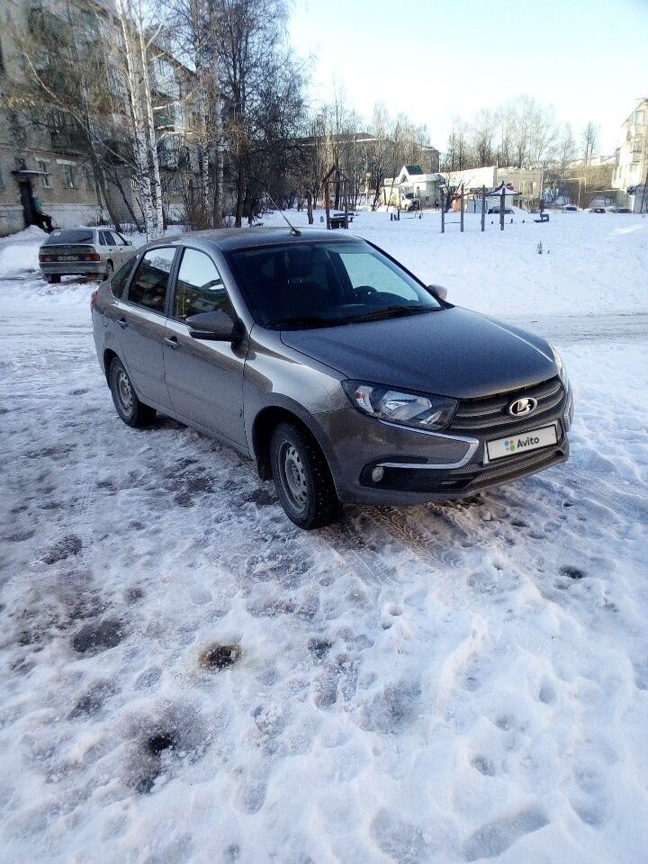 ВАЗ (LADA) Granta: фото владельца
