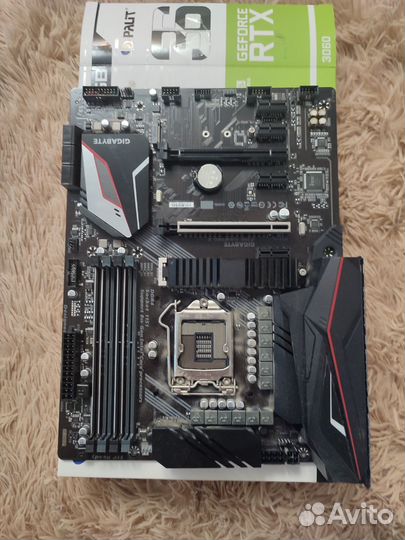 Материнская плата