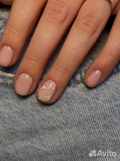 Мастер маникюра