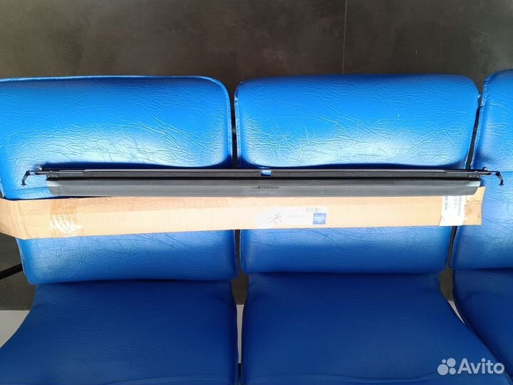 Обтекатель люка мерседес W116, W123, W126, W463