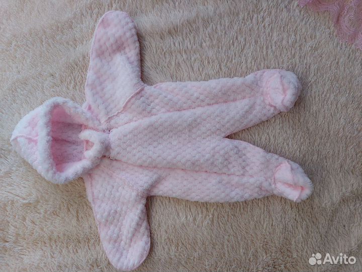 Комплект на выписку для девочки