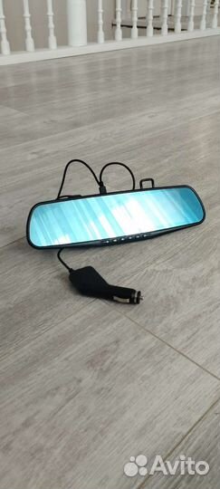 Видеорегистратор зеркало