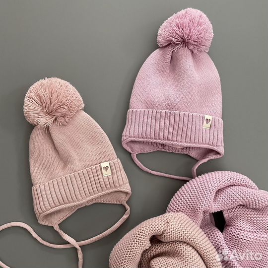 Новые демисезонные шапки и снуды