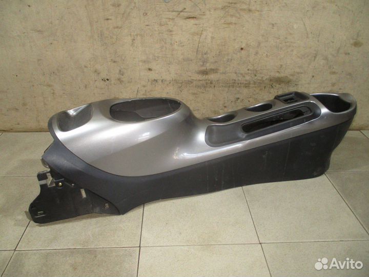 Консоль Nissan Juke (F15) 2011-2019