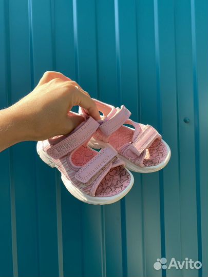 Босоножки для девочки