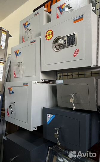 Сейфы встраиваемые в стену