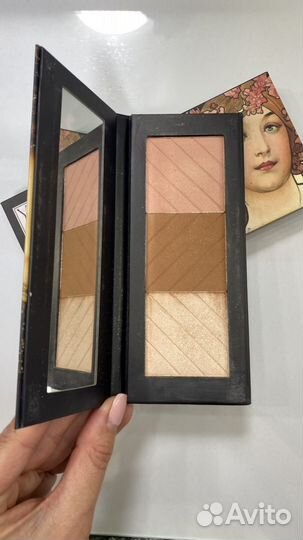 Палетка теней El Corazon