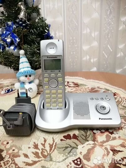 Цифровой беспроводной телефон Panasonic