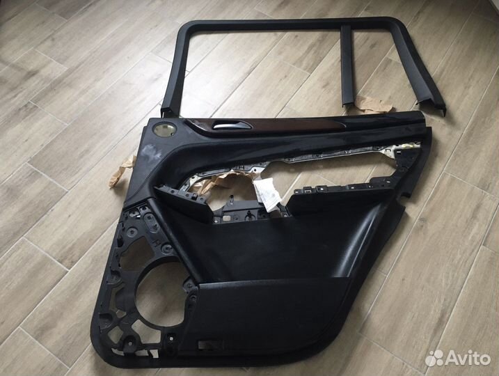 Обшивка двери задней правой Mercedes Gl X166