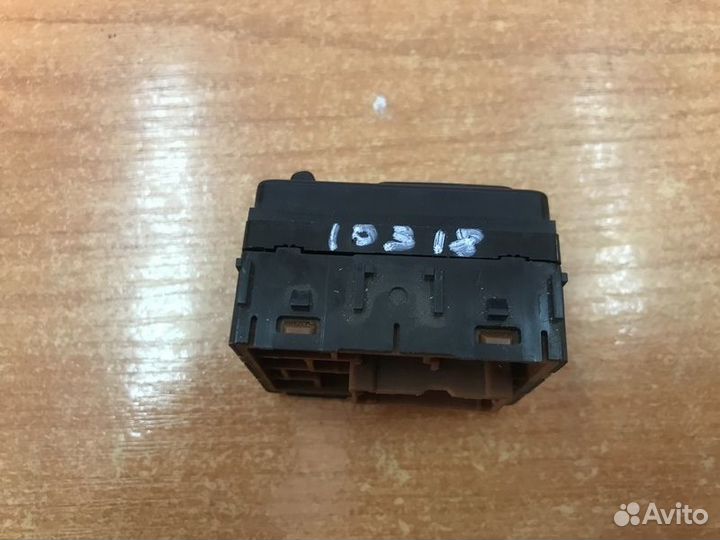 Блок управления зеркалами Infiniti M35 Y50 с2004-2