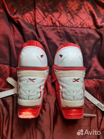 Щитки хоккейные бауер 10