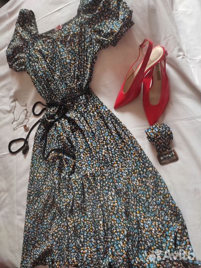 Платье женское